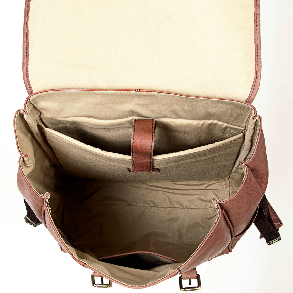 LC-ADBGI132A Woven Leather Backpack - Western Full-Grain Buckle Flap Travel Bag