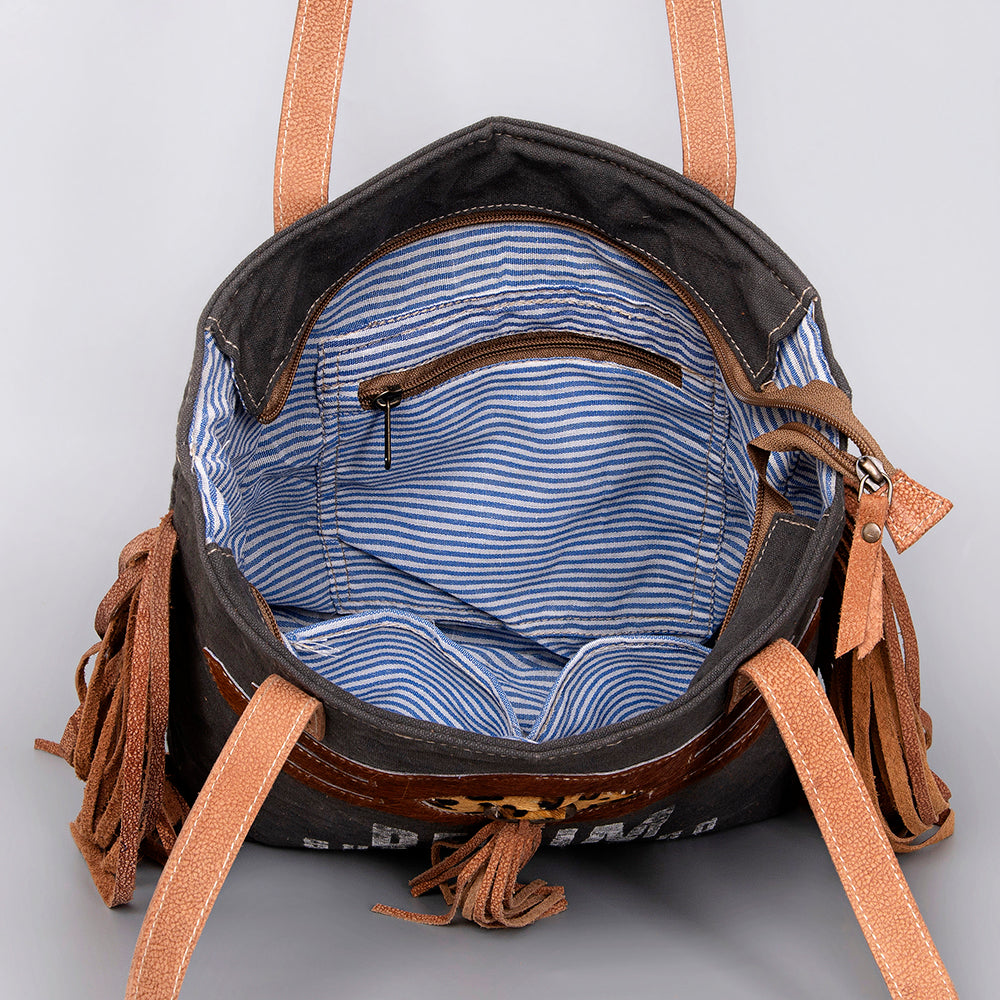 LC-OHV122 Weekender Upcycled Canvas Ladies Bag