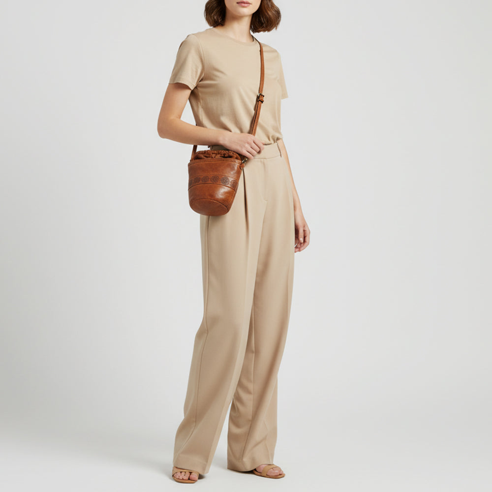 SWL126 Arvento - Leather Drawstring Bucket Bag