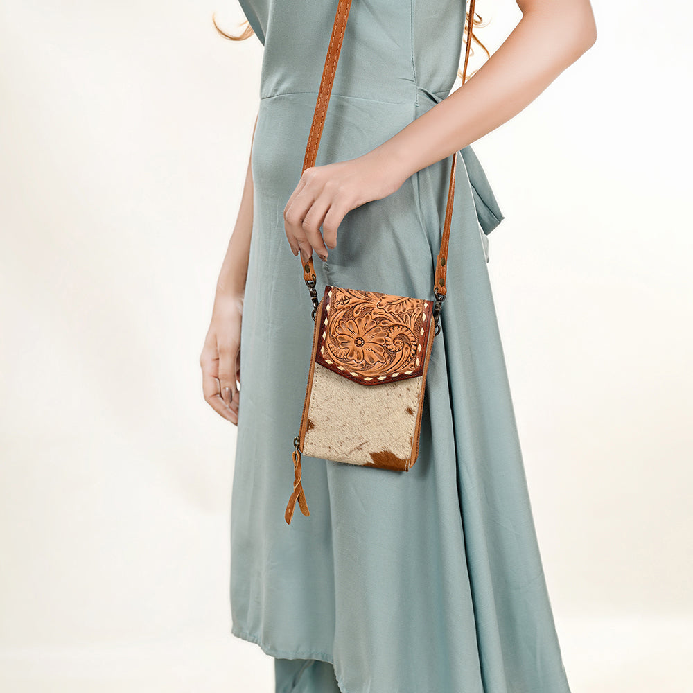 LC-ADBG822 Western Style Hair-On Leather Cellphone Wallet Bag