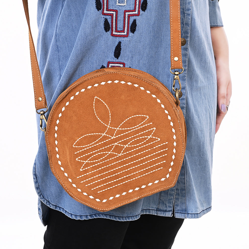 ADBGA682 Round Western Canteen Bag with White Rope Stitch Embroidery