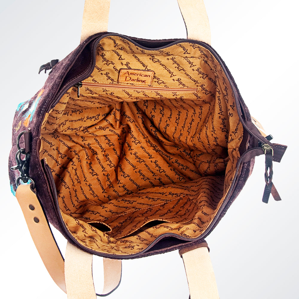 LC-ADBG573 Southwestern Wool Tote with Geometric Diamond Pattern Natural Leather Straps & Tassel