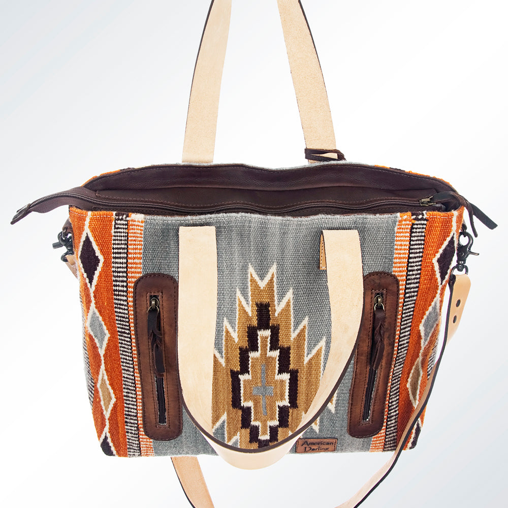 LC-ADBG573 Southwestern Wool Tote with Geometric Diamond Pattern Natural Leather Straps & Tassel