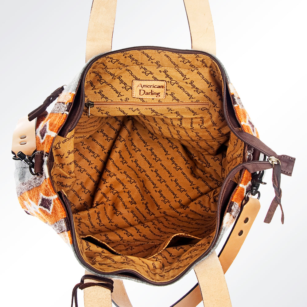 LC-ADBG573 Southwestern Wool Tote with Geometric Diamond Pattern Natural Leather Straps & Tassel