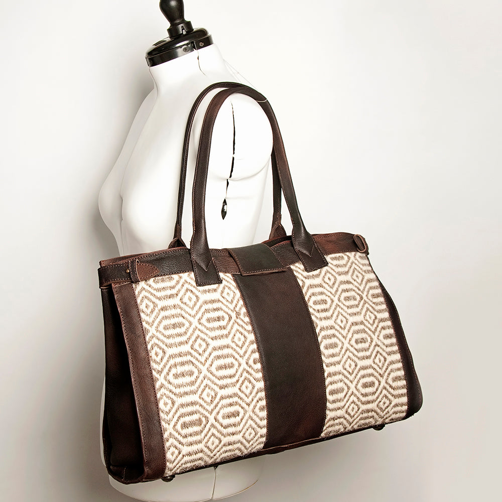 LC-ADBGZ309 Duffel Genuine Western Leather Women Bag