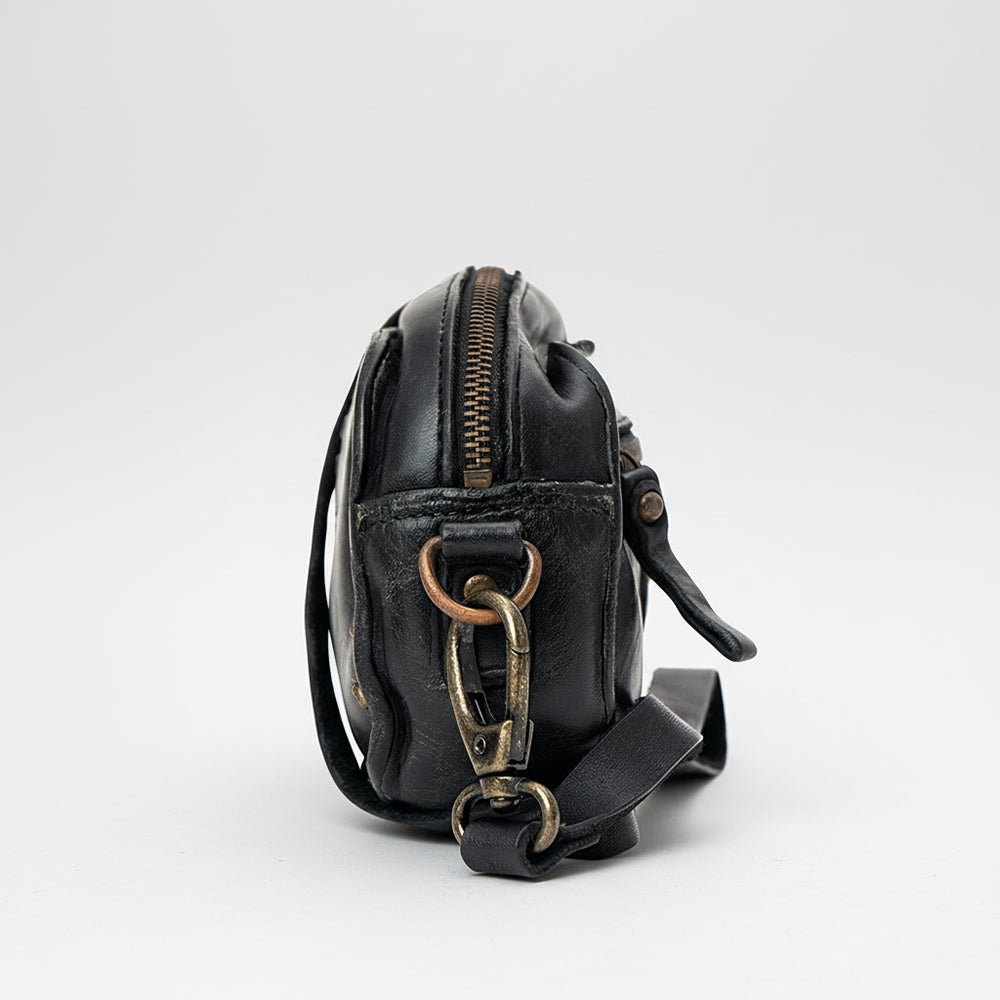 SWC166 Small Black Star Crossbody