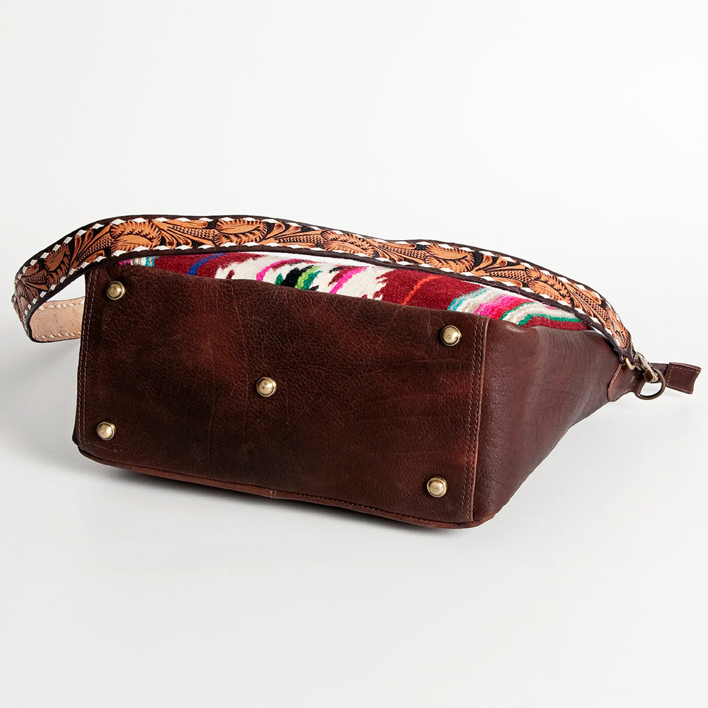 LC-ADBGA184  Crossbody Genuine Western Leather Women Bag