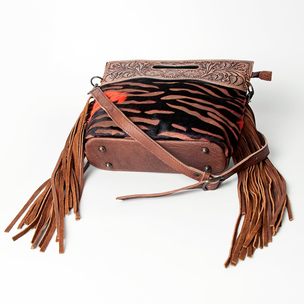 LC-ADBGS146 Crossbody Genuine Western Leather Women Bag Mae