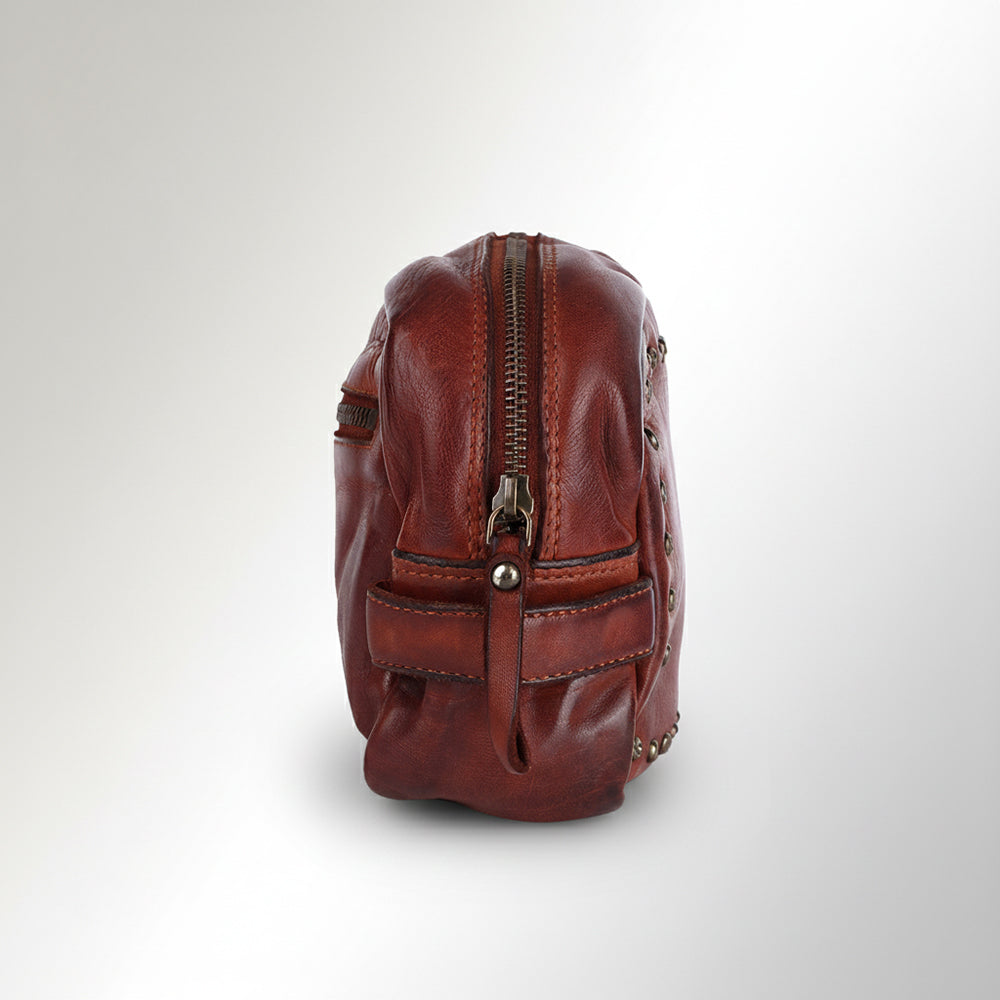 SWC200 Terrenzo - Premium Leather Toiletry