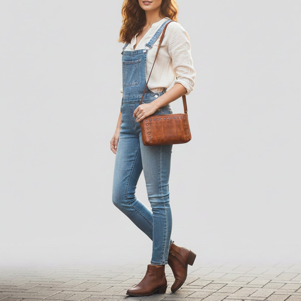 SWC212 Cuorina - Luxury Leather Riveted Wallet