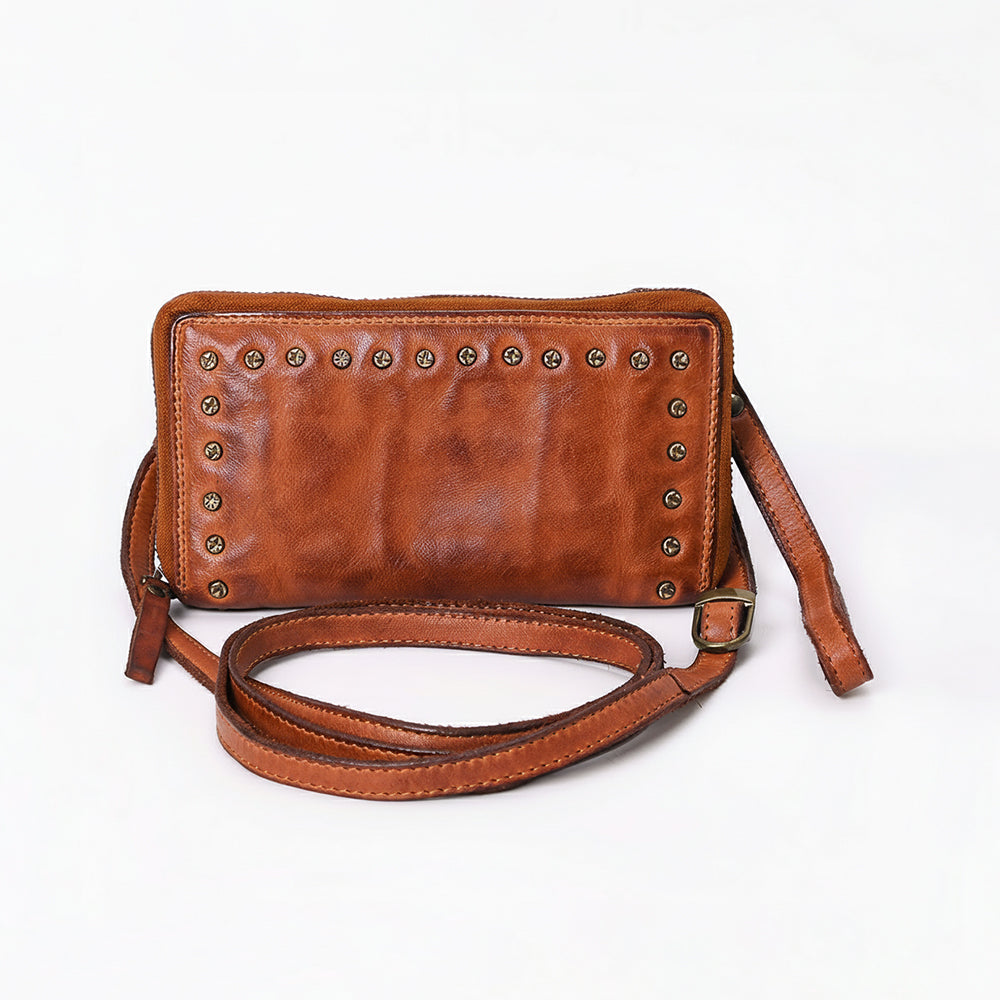 SWC212 Cuorina - Luxury Leather Riveted Wallet