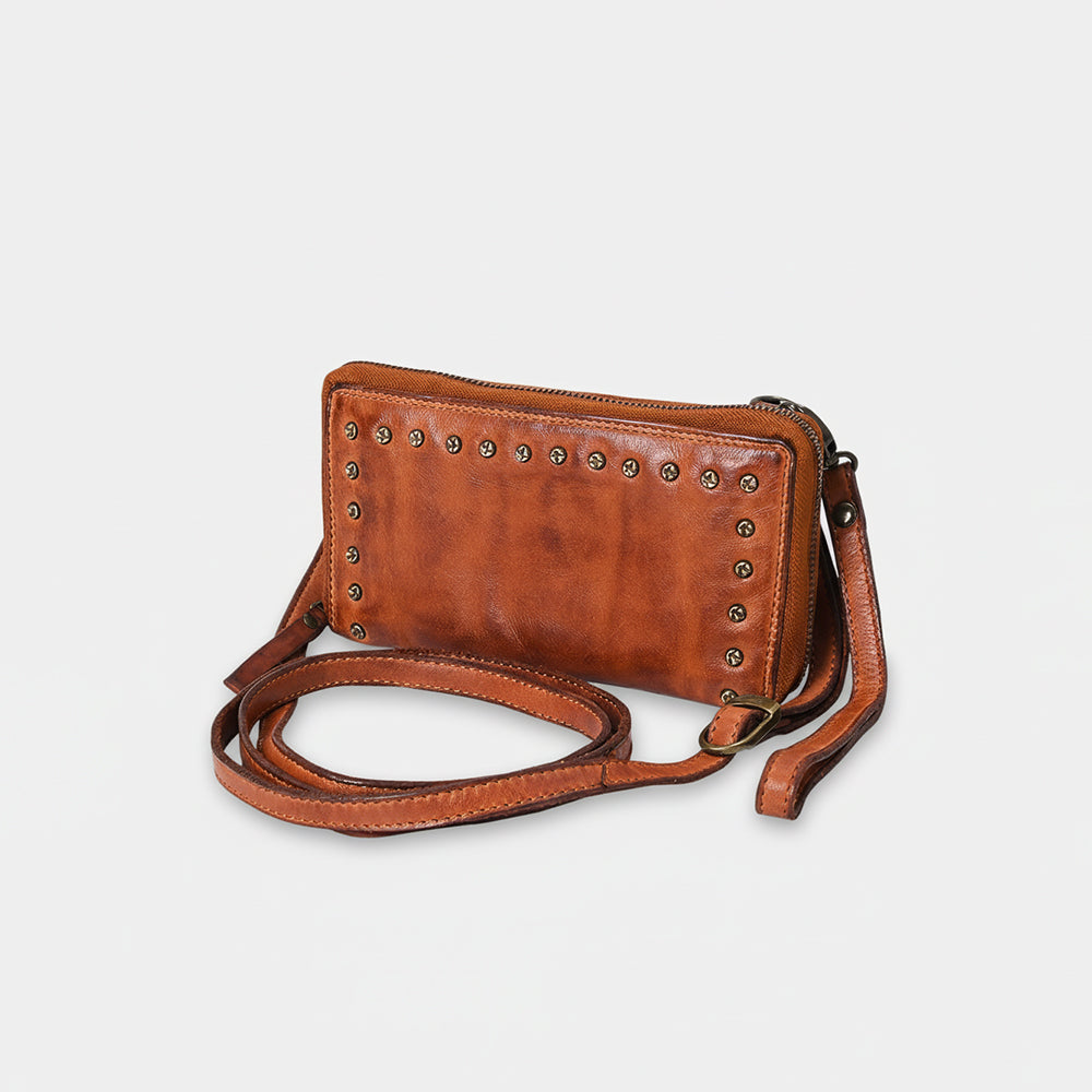 SWC212 Cuorina - Luxury Leather Riveted Wallet