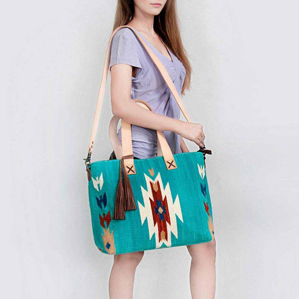 LC-ADBG575D Southwestern Wool Tote with Natural Leather Straps Handwoven Tribal Pattern & Tassel