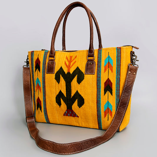 ADBG1002 American Darling Handwoven Saddle Blanket Western Tote Bag Leather Strap