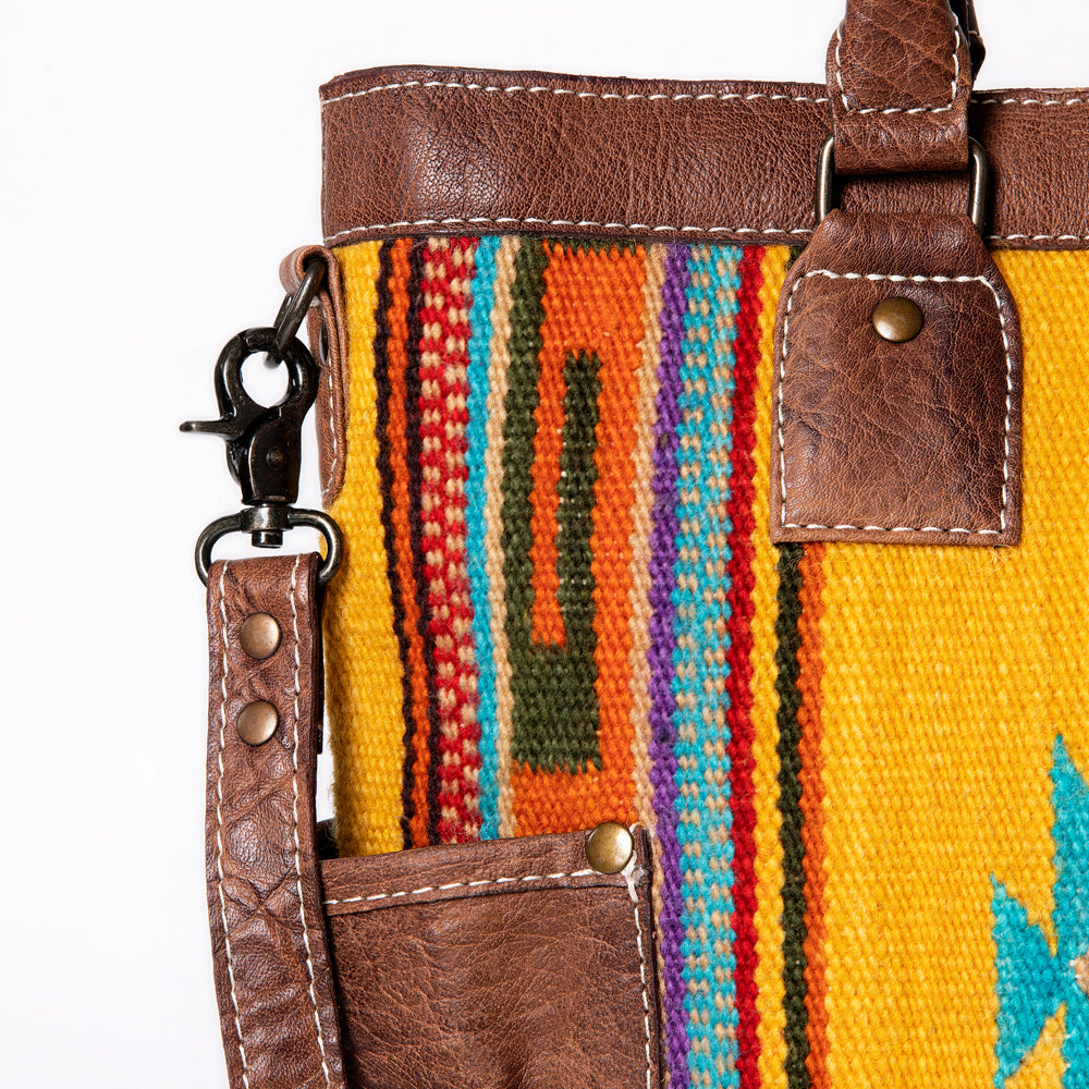 ADBG1013 American Darling Handwoven Saddle Blanket Leather Tote Bag Western Style