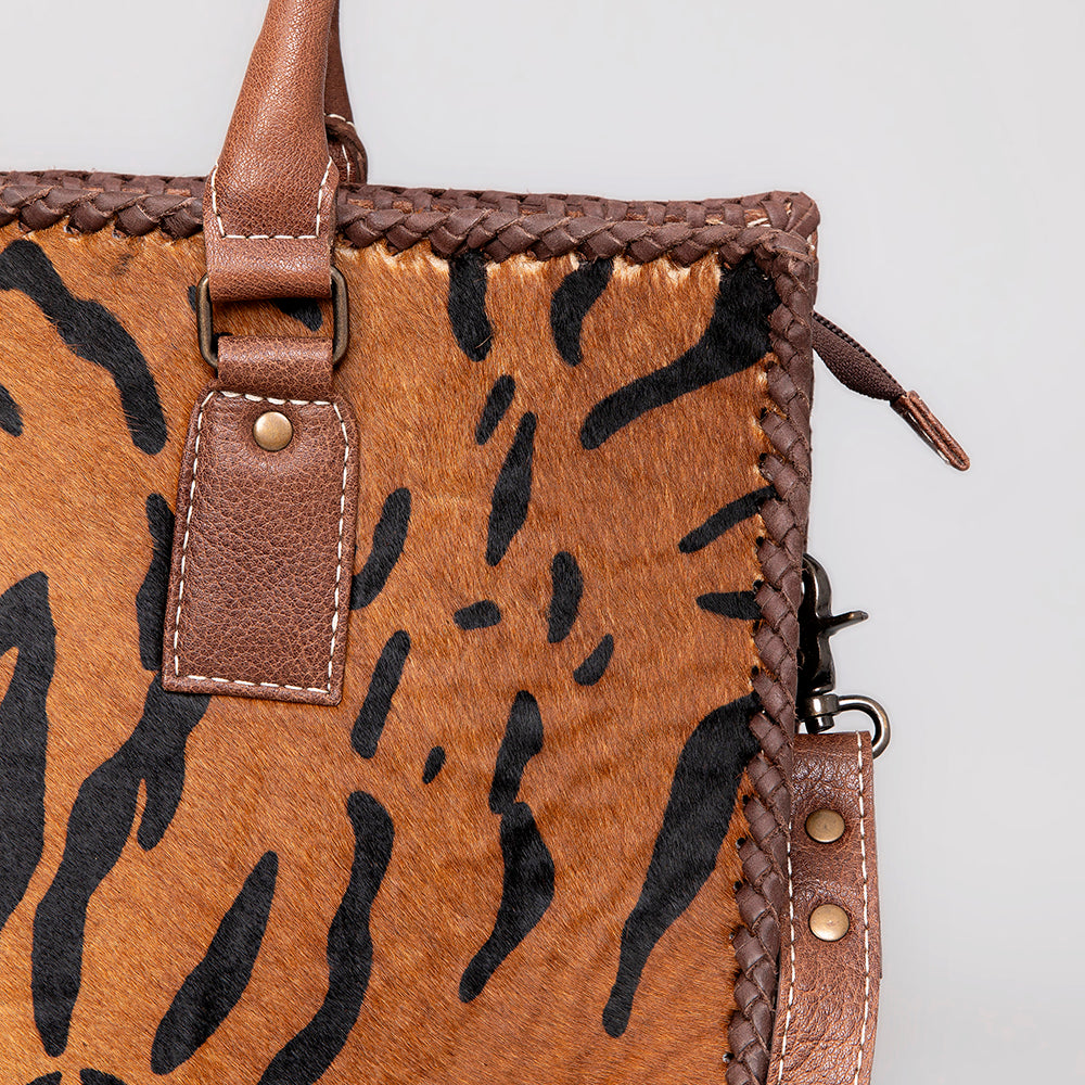 ADBG1019 American Darling Hair-On Leather Tote Bag Handcrafted Western Carryall