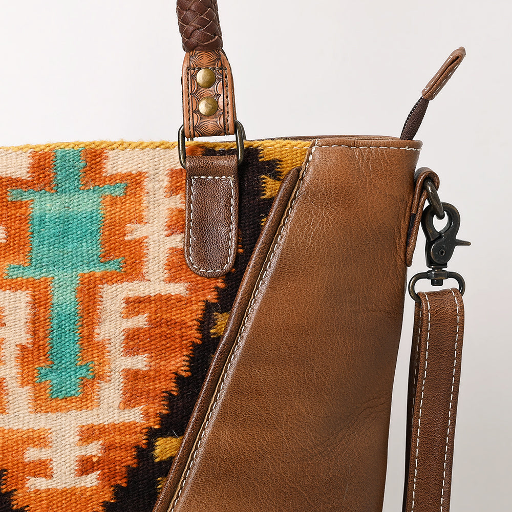 ADBG1047 American Darling Hand Woven Saddle Blanket Leather Tote Bag | Western Leather Handbag