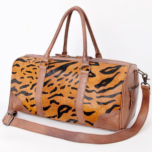 ADBG1123 American Darling Handcrafted Western Leather Duffle Bag with Hair-On Cowhide & Premium Detailing