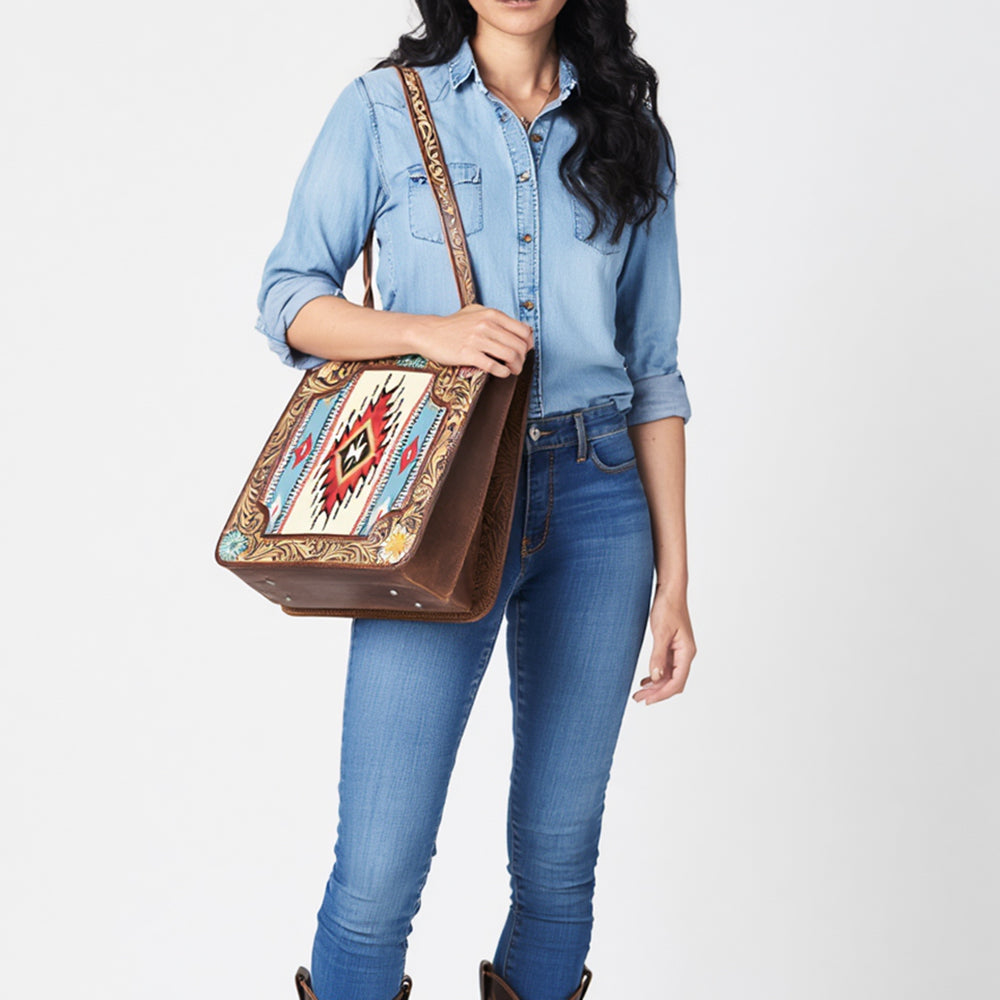 ADBG1149 American Darling Saddle Blanket & Tooled Leather Tote | Western Purse