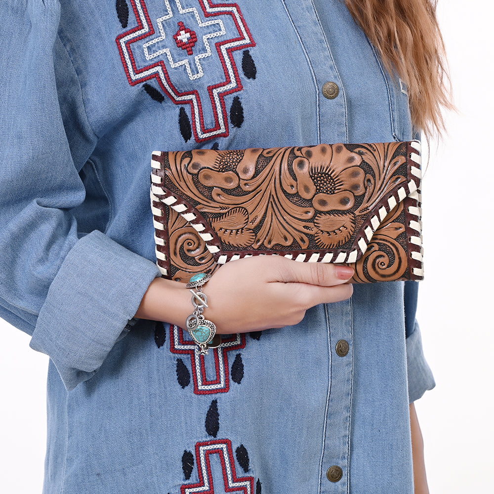 KBG154 WALLET Harness Skirting Leather with Hand Carving Ladies Bag H4.5XW9   KBG154