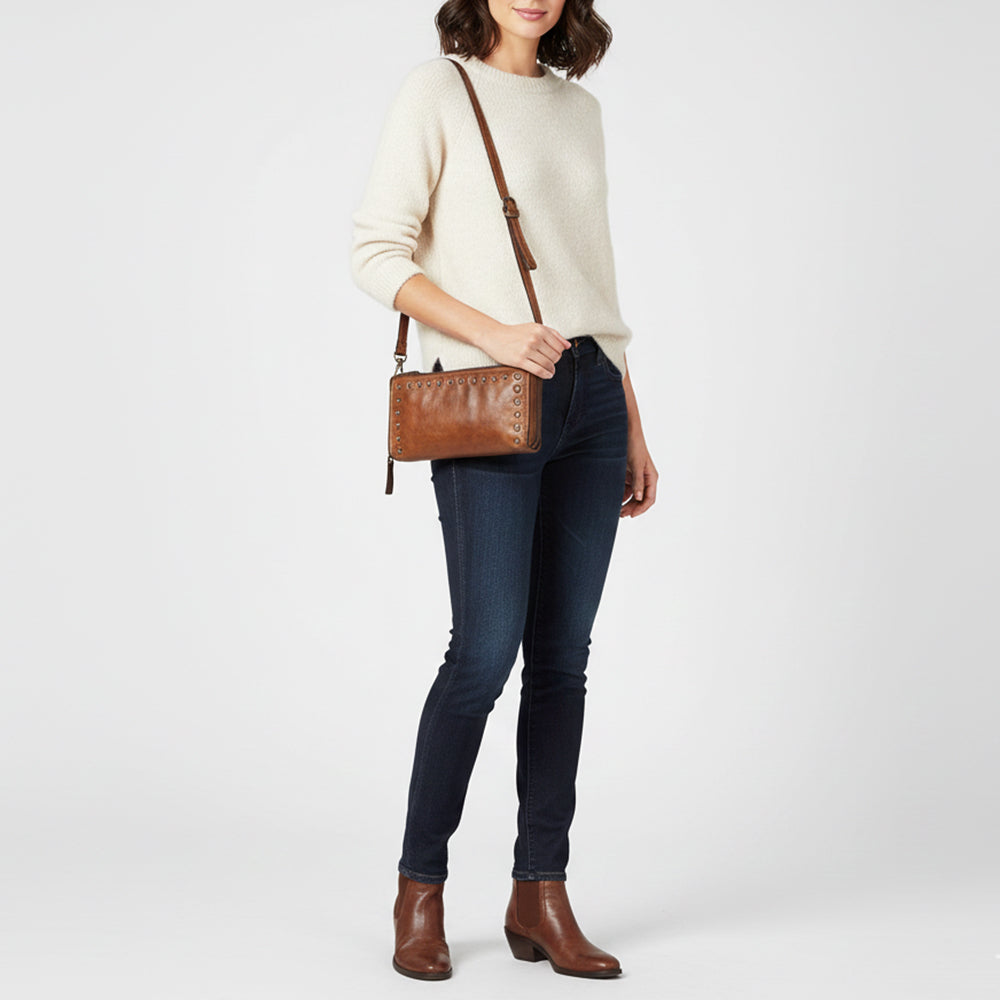 SWC212 Cuorina - Luxury Leather Riveted Wallet