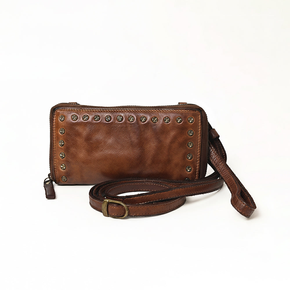 SWC212 Cuorina - Luxury Leather Riveted Wallet