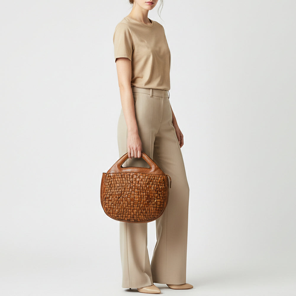 SWL117 Caurina - Handcrafted Essential Hobo Bag