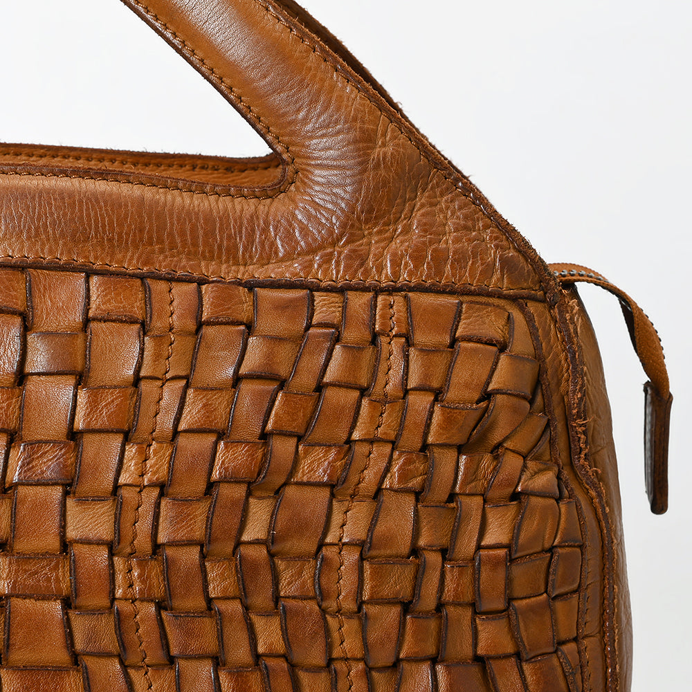 SWL117 Caurina - Handcrafted Essential Hobo Bag