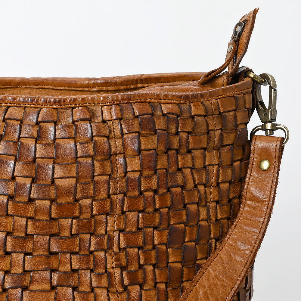 SWL118 Rosavello - Vegetable Tanned Leather Shoulder Bag