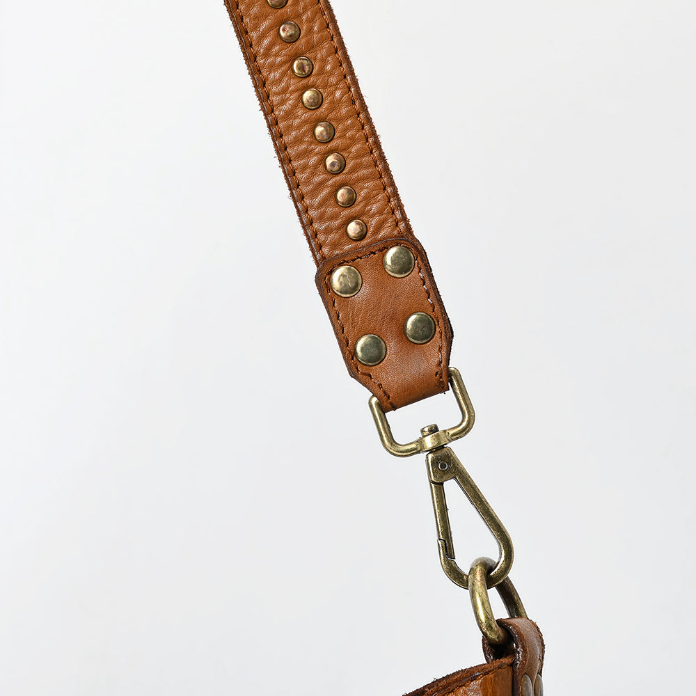 SWL133 Rivella - Luxury Riveted Shoulder Bag