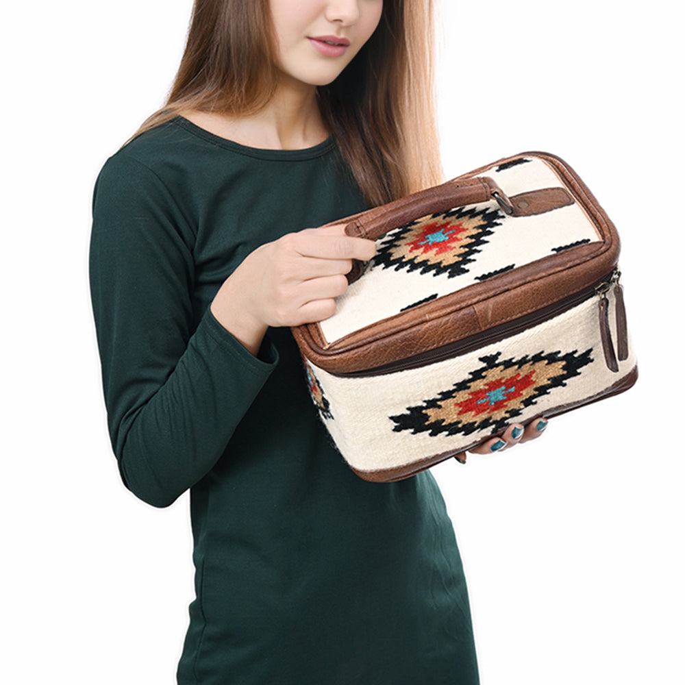 ADBG1320 American Darling Hand-Woven Saddle Blanket & Genuine Leather Western Jewelry Case