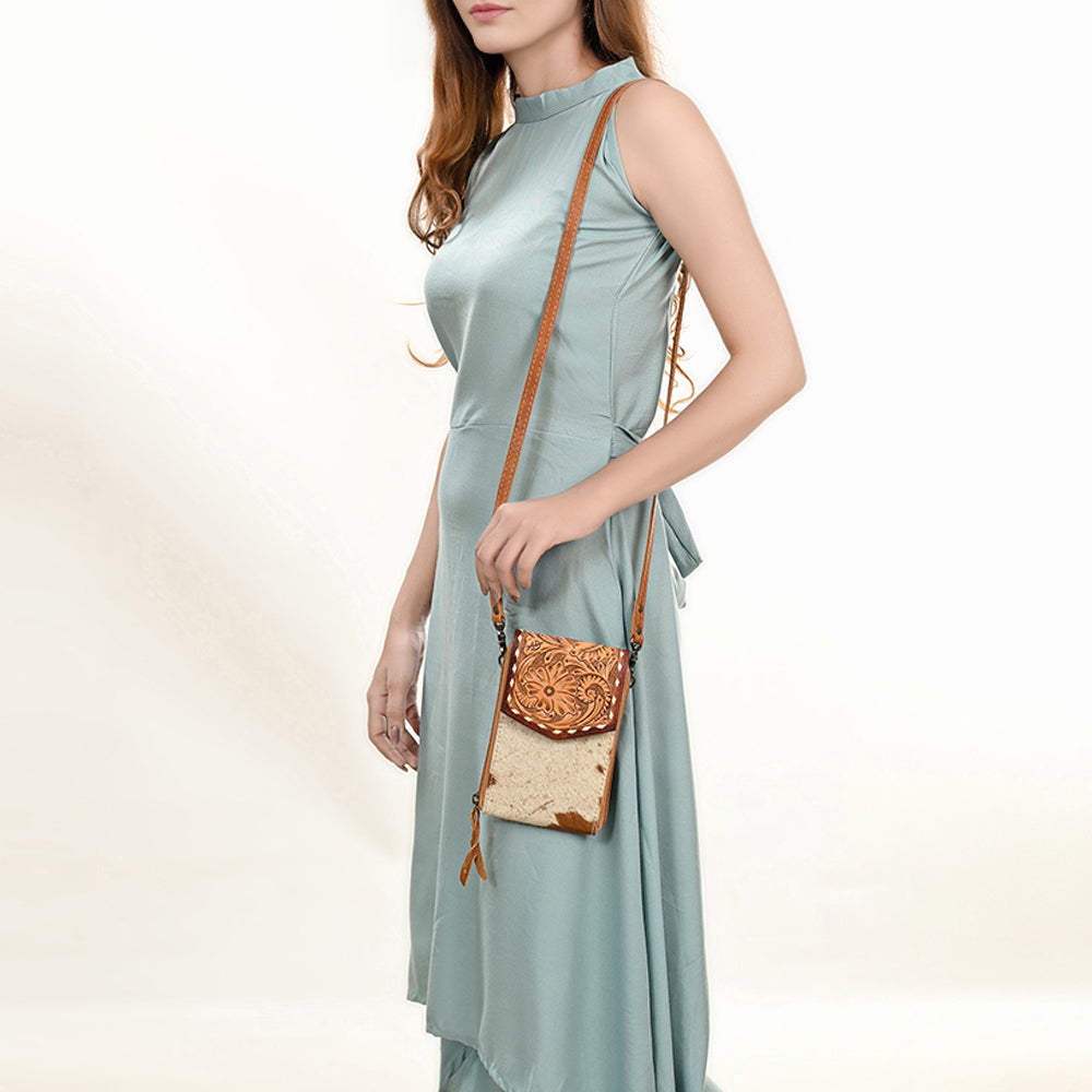 LC-ADBG822 Western Style Hair-On Leather Cellphone Wallet Bag