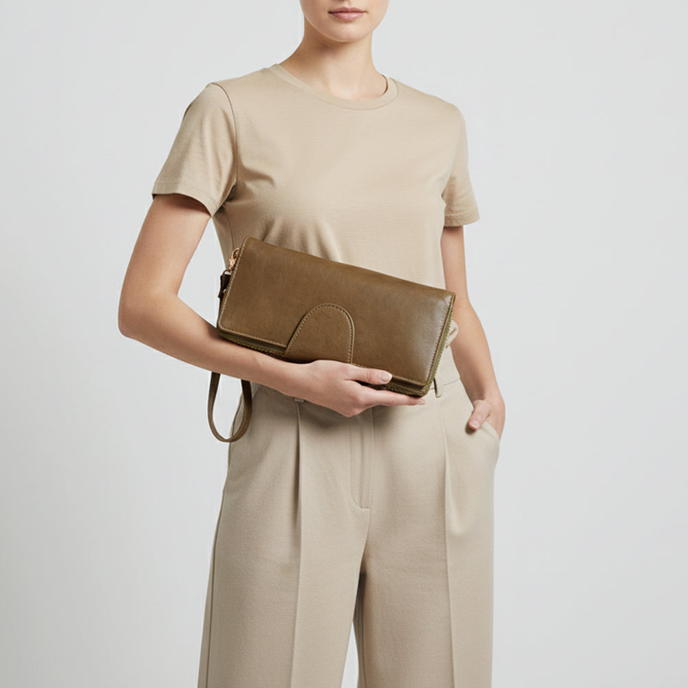 ADBGM393 Pebbled Leather Wristlet Clutch Wallet - American Darling