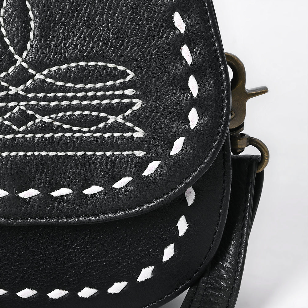 ADBGM592 Western Stitch Leather Crossbody - Cowgirl Saddle Purse