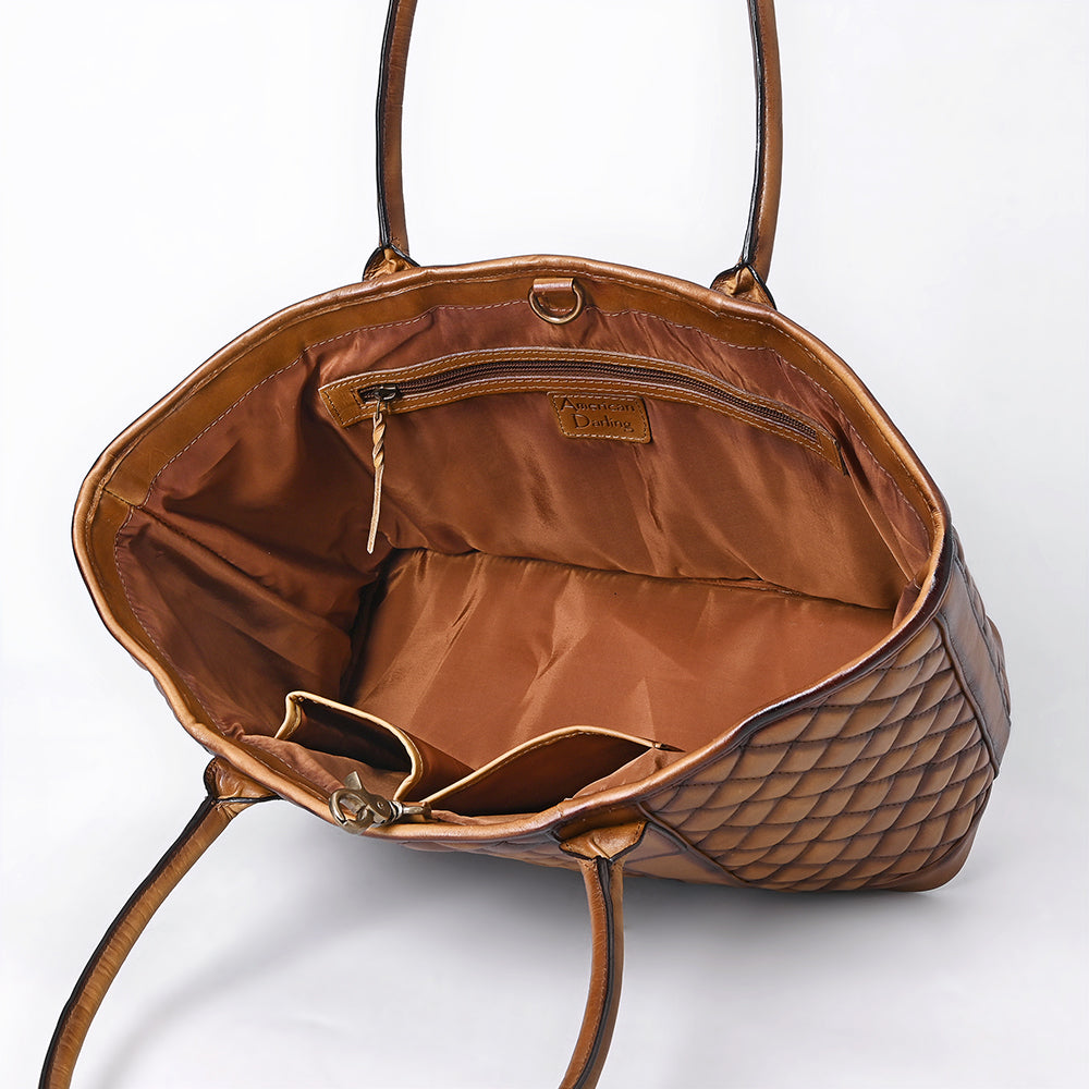 ADBGM607 Tote Bag - Quilted Genuine Leather Western Tote in Tan Saddle Finish