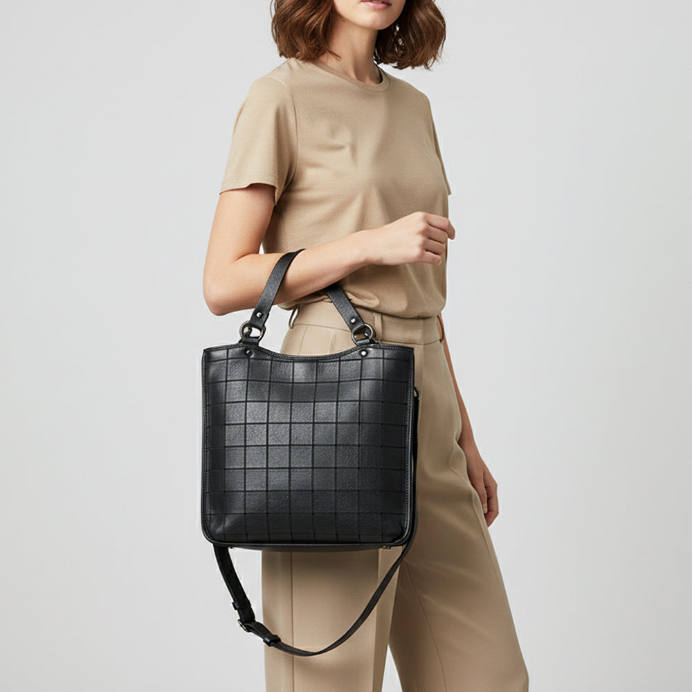 SWC476 Montina - Leather Grid-Stitched Tote