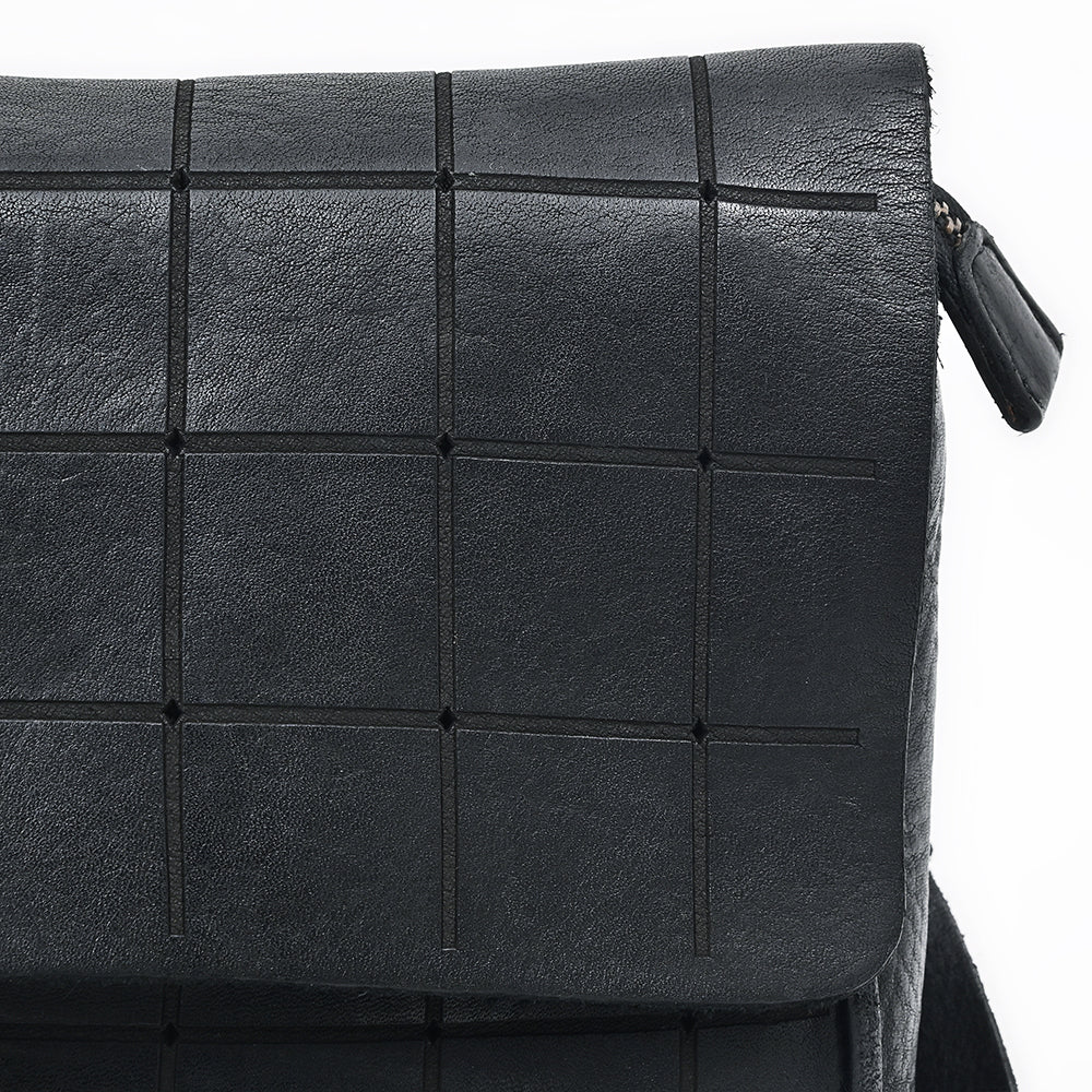 SWC477 Selvana - Multi-Pocket Cross Body