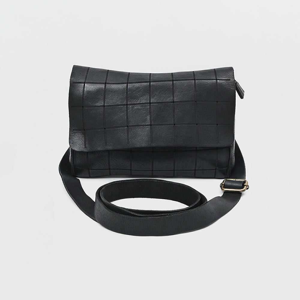 SWC477 Selvana - Multi-Pocket Cross Body