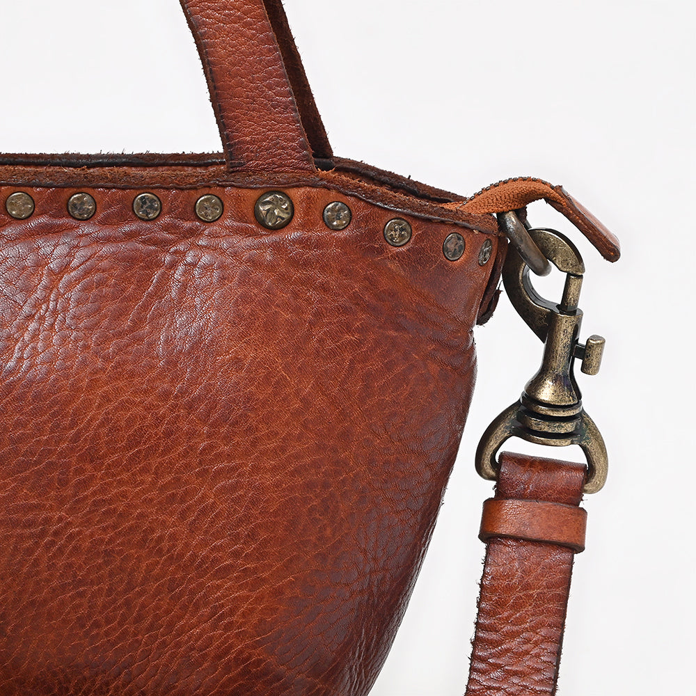 SWC480 Bellavento - Leather Riveted Tote