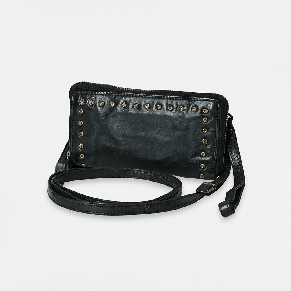 SWC212 Cuorina - Luxury Leather Riveted Wristlet