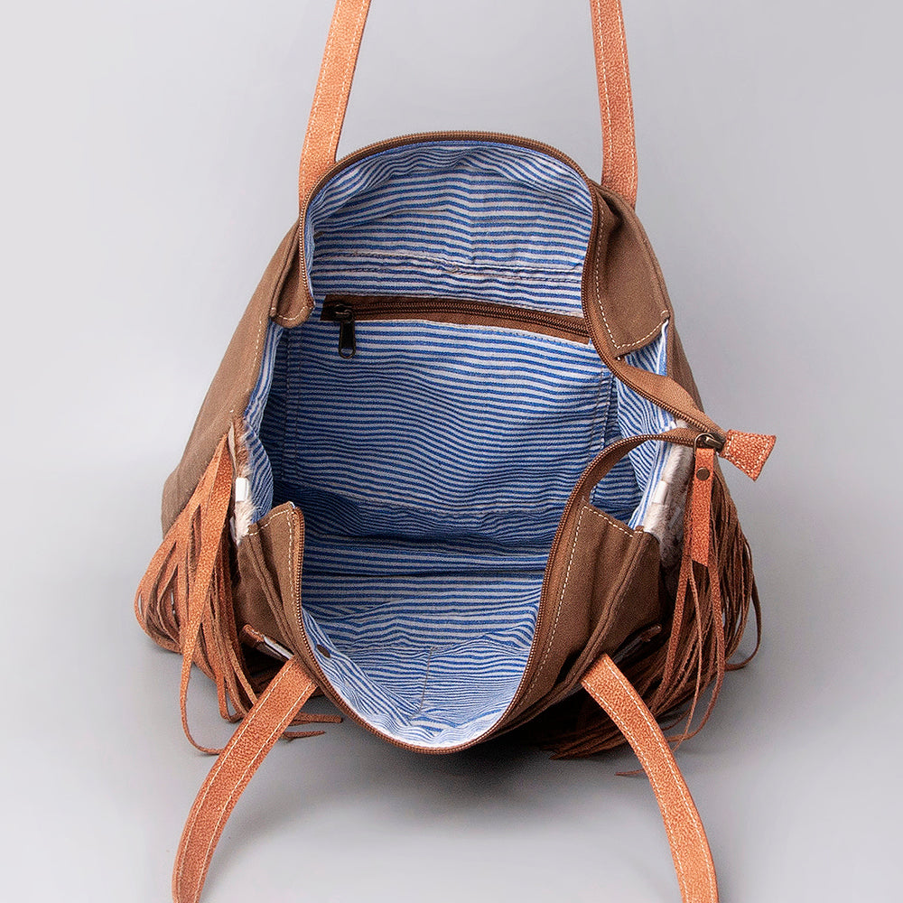 LC-OHV131 Weekender Upcycled Canvas Ladies Bag