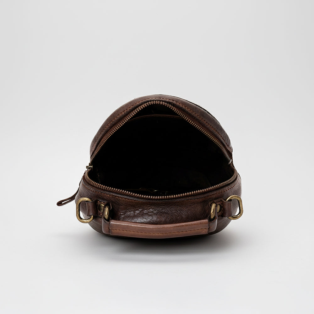 SWC168 Studded Compact Canteen Bag